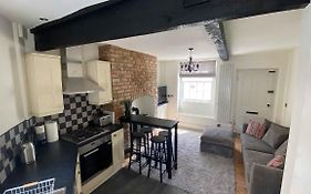 2 Bed House In Knaresborough